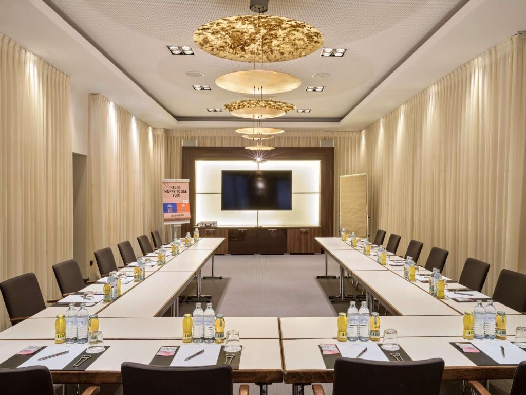 Flemings Vienna small conference room